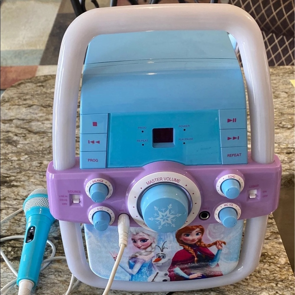 Frozen karaoke machine
